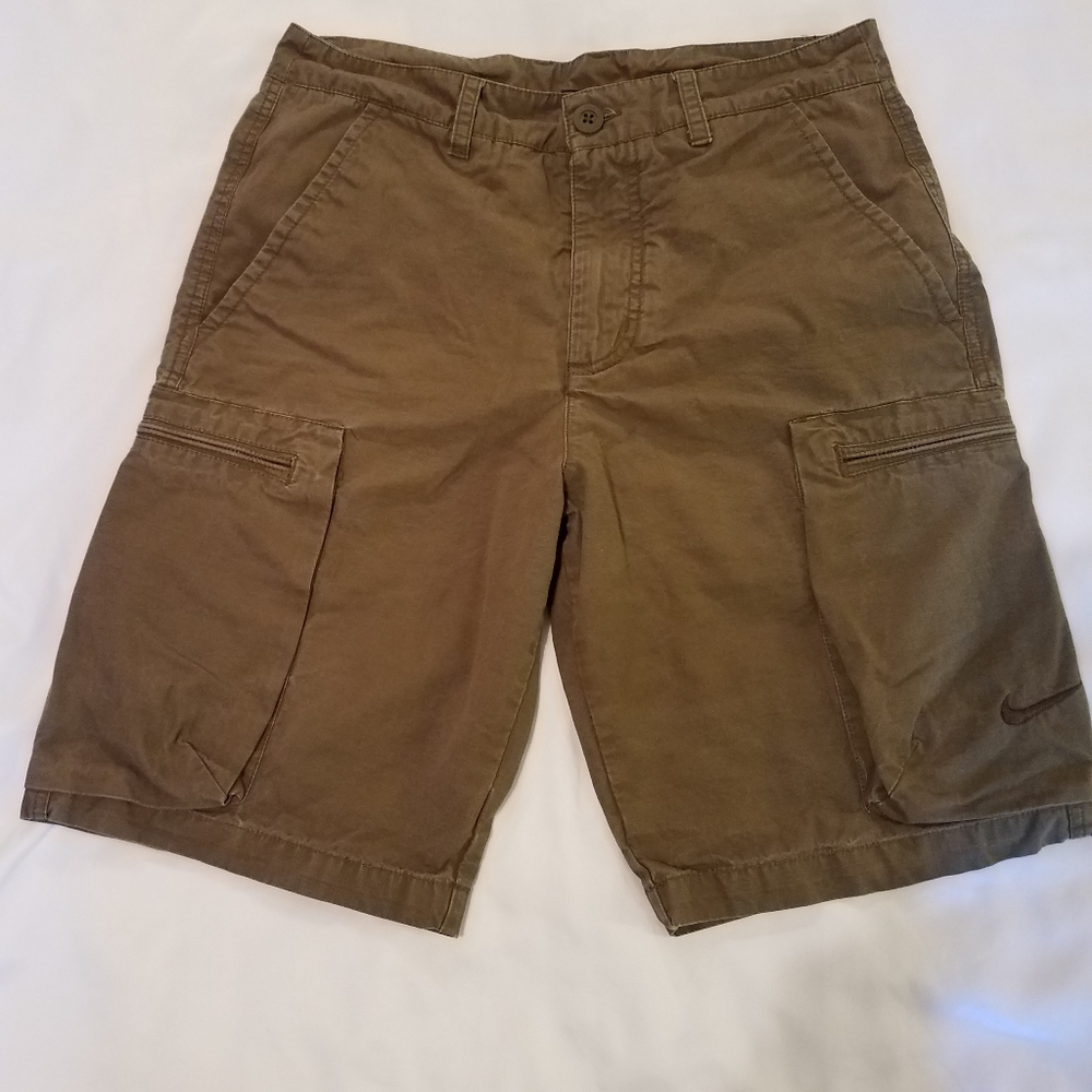 Nike cargo shorts